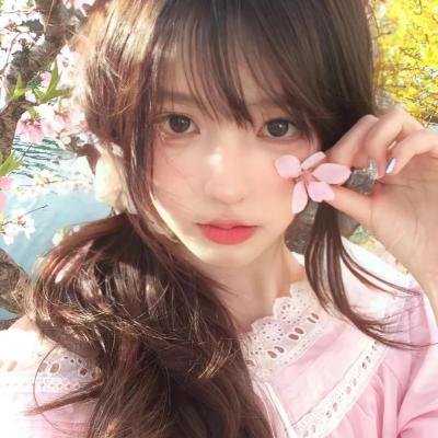 墙里的女人